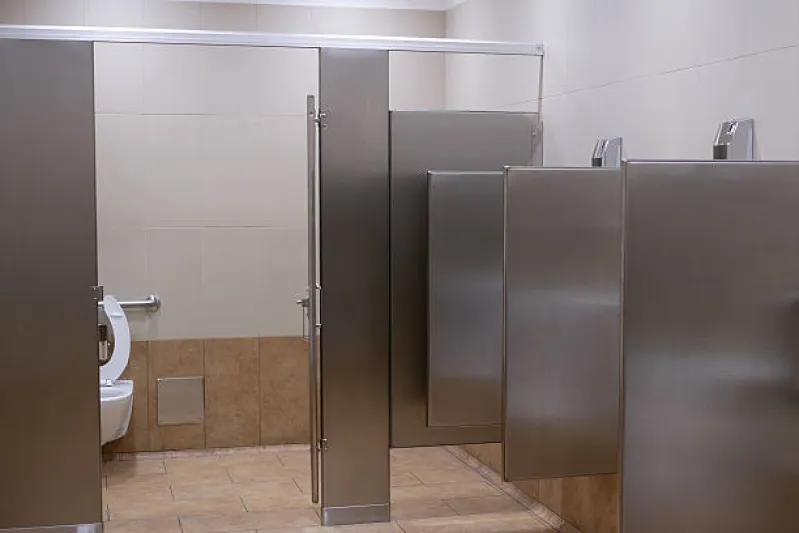 divisória para banheiro em pvc