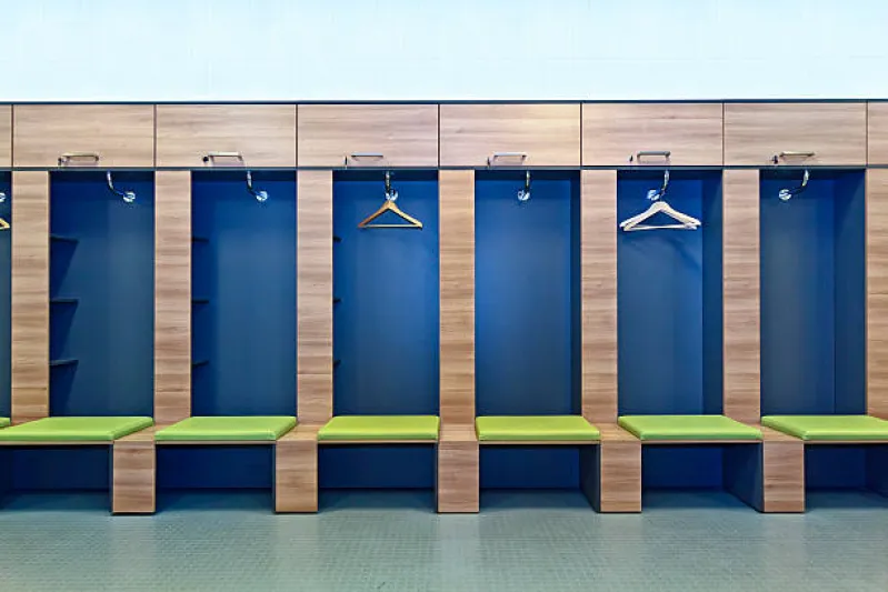 divisória para vestiários