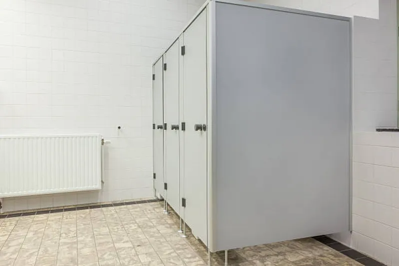 porta para banheiro